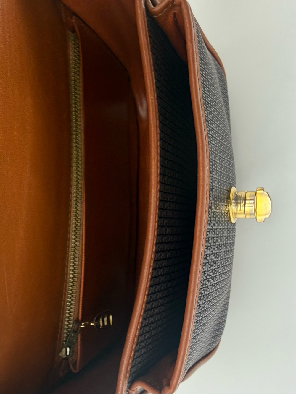 🇨🇭BALLY of SWITZERLAND 1851 • Saddle 23 Shoulder Bag in Monogram • Made in ITALY - Picture 15 of 16